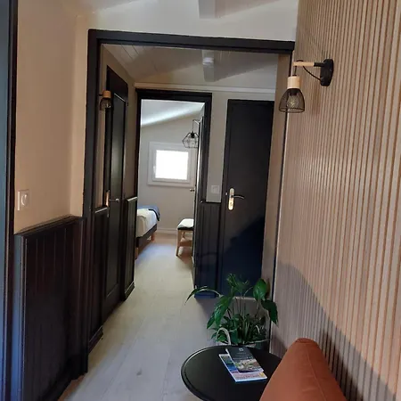 Le Des O * サン・ラリー・スラン